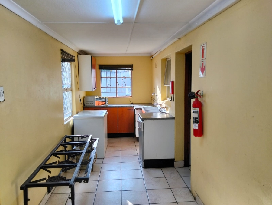 To Let commercial Property for Rent in Fort Gale Eastern Cape